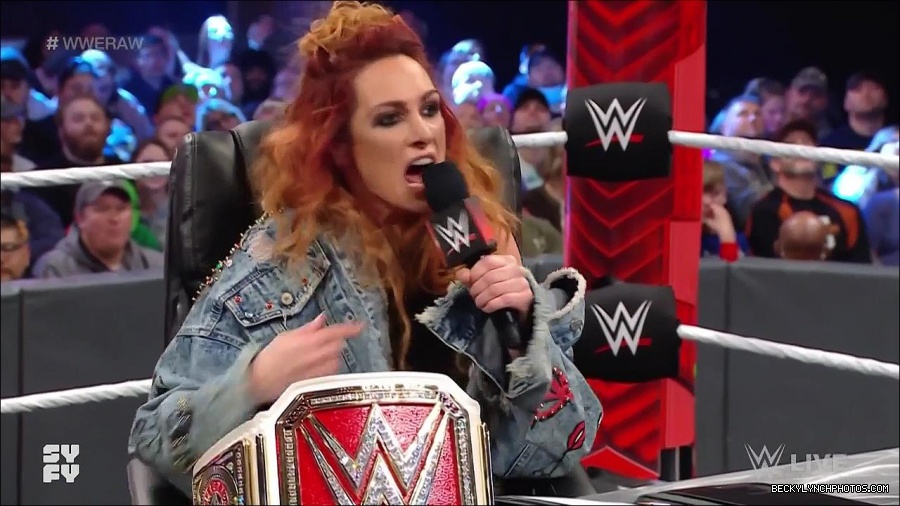 WWE_Monday_Night_Raw_2022_02_14_720p_HDTV_x264-NWCHD_mp4_003630860.jpg