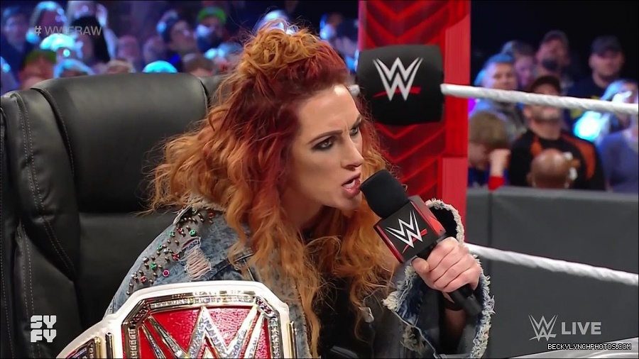 WWE_Monday_Night_Raw_2022_02_14_720p_HDTV_x264-NWCHD_mp4_003634864.jpg