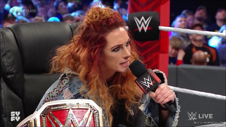 WWE_Monday_Night_Raw_2022_02_14_720p_HDTV_x264-NWCHD_mp4_003636065.jpg