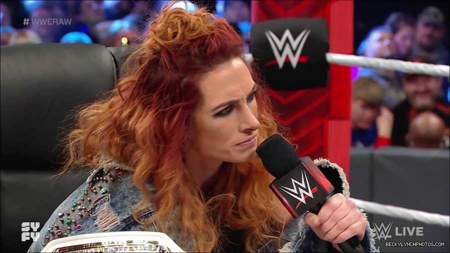 WWE_Monday_Night_Raw_2022_02_14_720p_HDTV_x264-NWCHD_mp4_003640870.jpg