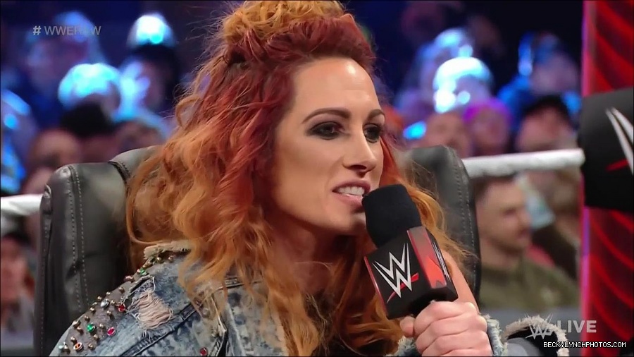 WWE_Monday_Night_Raw_2022_02_14_720p_HDTV_x264-NWCHD_mp4_003647276.jpg
