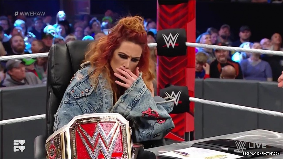 WWE_Monday_Night_Raw_2022_02_14_720p_HDTV_x264-NWCHD_mp4_003662492.jpg