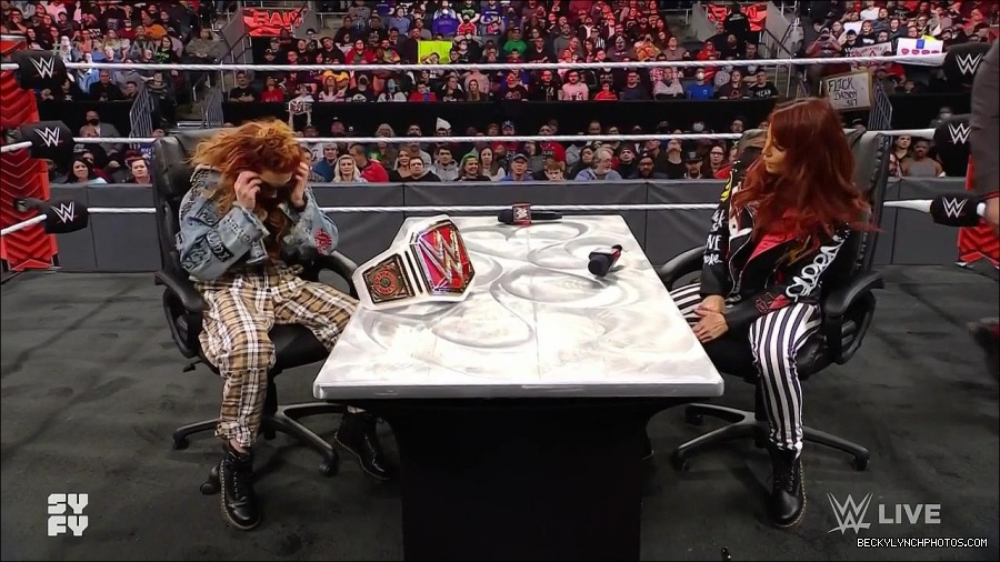 WWE_Monday_Night_Raw_2022_02_14_720p_HDTV_x264-NWCHD_mp4_003699328.jpg