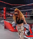 WWE_Monday_Night_Raw_2022_02_14_720p_HDTV_x264-NWCHD_mp4_003709739.jpg
