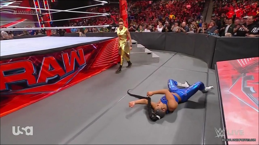 WWE_Monday_Night_Raw_2022_03_14_720p_HDTV_x264-NWCHD_mp4_004715782.jpg