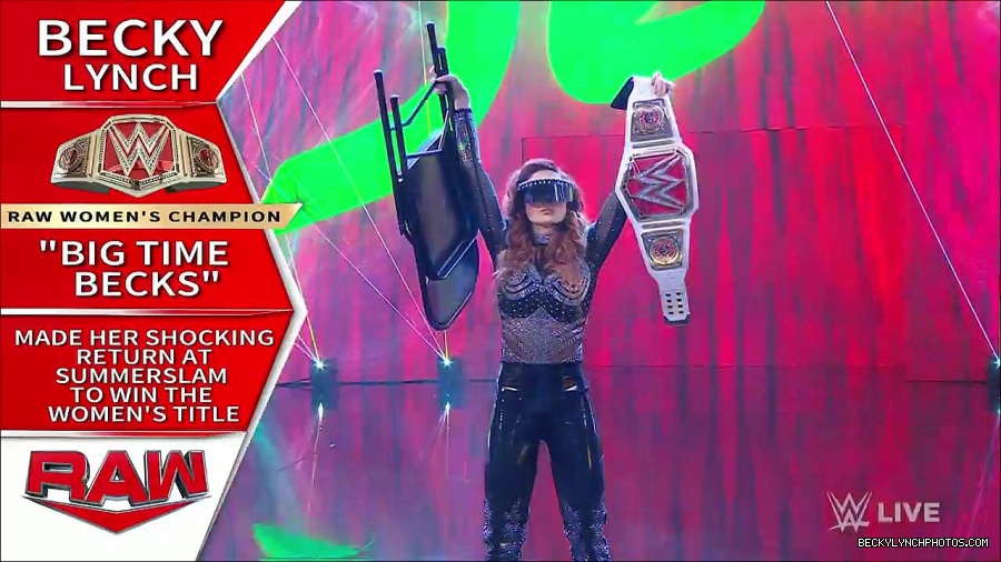 WWE_RAW_21st_March_2022_720p_WEBRip_h264-TJ_mp4_003804178.jpg
