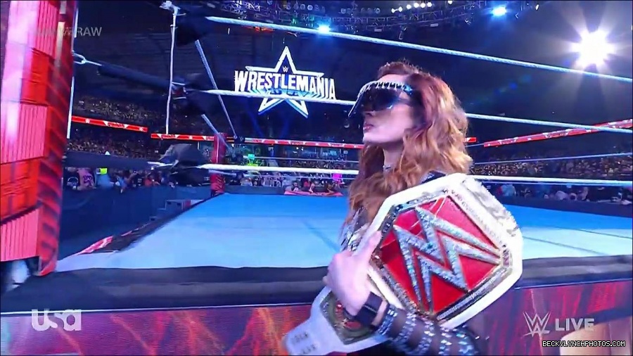 WWE_RAW_21st_March_2022_720p_WEBRip_h264-TJ_mp4_003825799.jpg