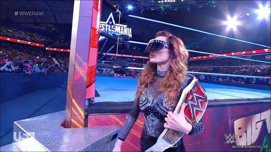 WWE_RAW_21st_March_2022_720p_WEBRip_h264-TJ_mp4_003827000.jpg