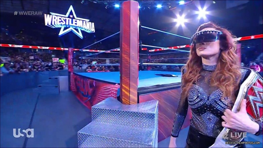 WWE_RAW_21st_March_2022_720p_WEBRip_h264-TJ_mp4_003829002.jpg