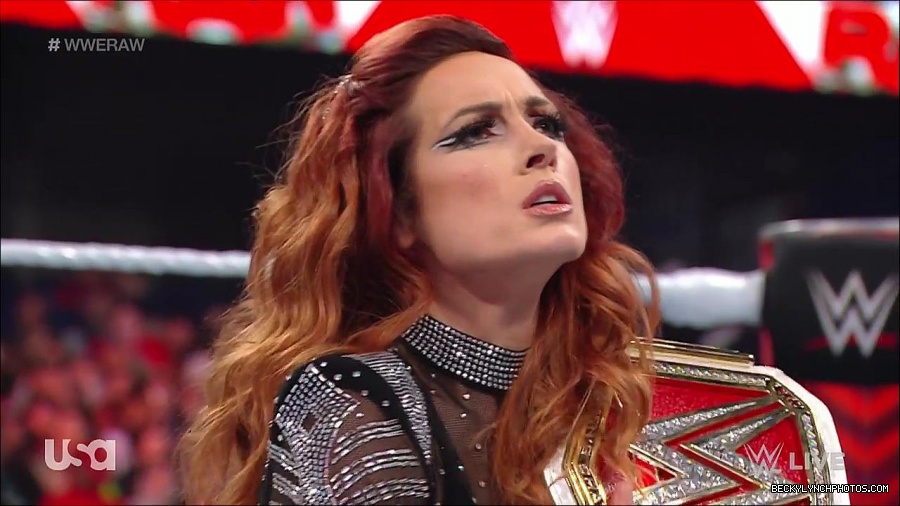 WWE_RAW_21st_March_2022_720p_WEBRip_h264-TJ_mp4_003979152.jpg