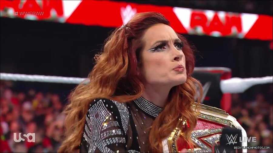 WWE_RAW_21st_March_2022_720p_WEBRip_h264-TJ_mp4_003979953.jpg
