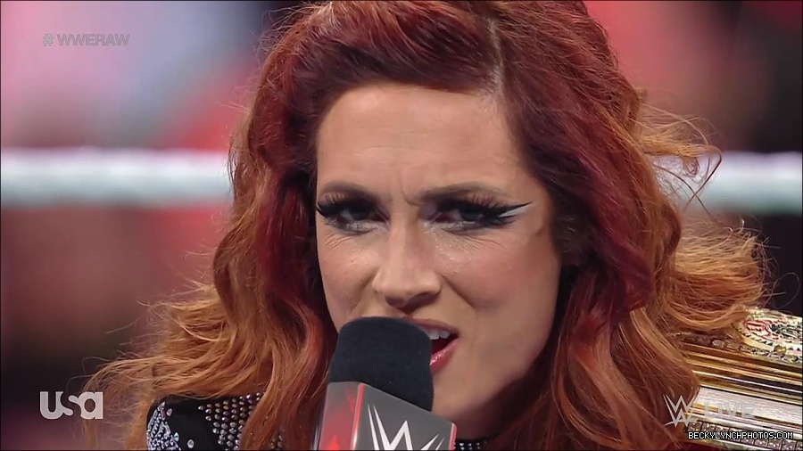 WWE_RAW_21st_March_2022_720p_WEBRip_h264-TJ_mp4_004041865.jpg