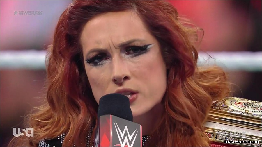 WWE_RAW_21st_March_2022_720p_WEBRip_h264-TJ_mp4_004043467.jpg