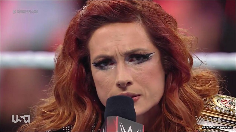 WWE_RAW_21st_March_2022_720p_WEBRip_h264-TJ_mp4_004044267.jpg
