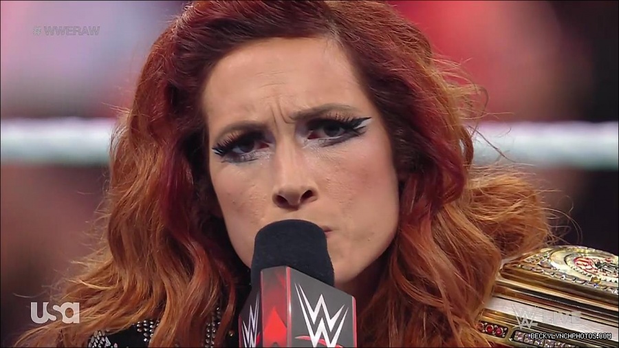 WWE_RAW_21st_March_2022_720p_WEBRip_h264-TJ_mp4_004049072.jpg