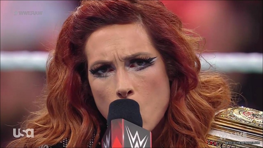 WWE_RAW_21st_March_2022_720p_WEBRip_h264-TJ_mp4_004050273.jpg