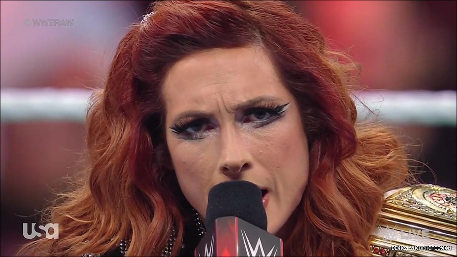 WWE_RAW_21st_March_2022_720p_WEBRip_h264-TJ_mp4_004052676.jpg