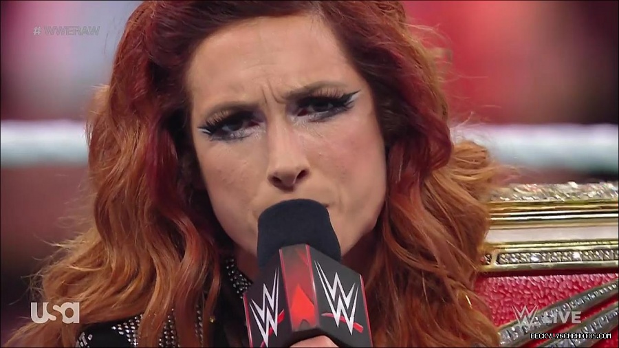 WWE_RAW_21st_March_2022_720p_WEBRip_h264-TJ_mp4_004057881.jpg