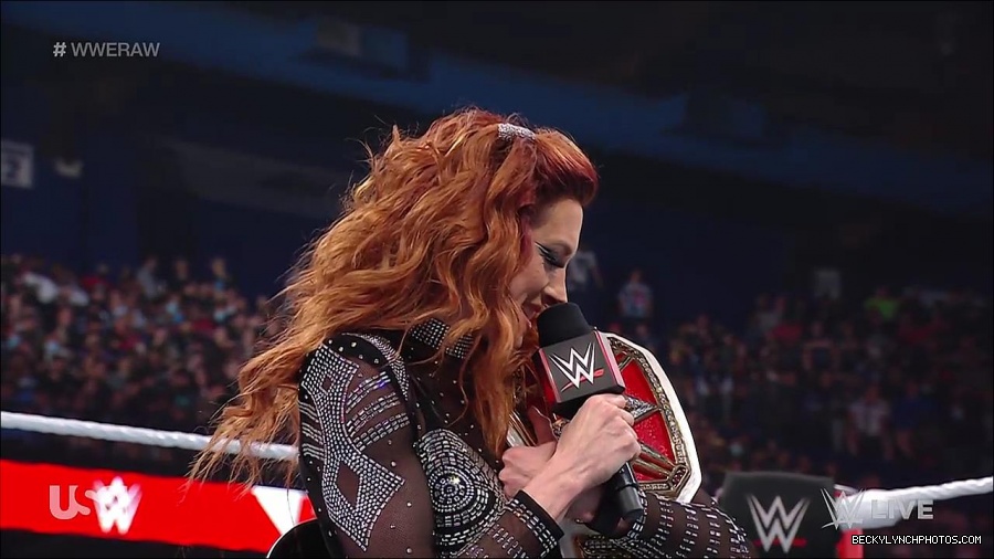 WWE_RAW_21st_March_2022_720p_WEBRip_h264-TJ_mp4_004060684.jpg