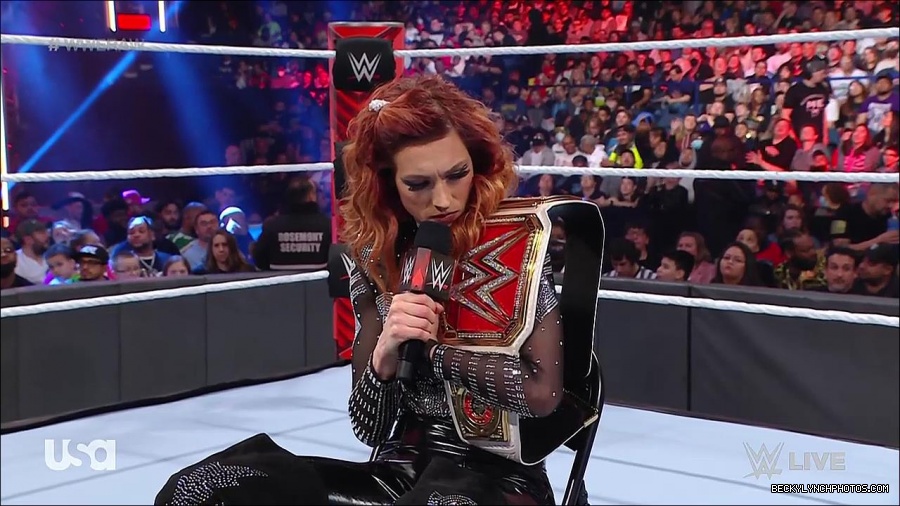 WWE_RAW_21st_March_2022_720p_WEBRip_h264-TJ_mp4_004063887.jpg