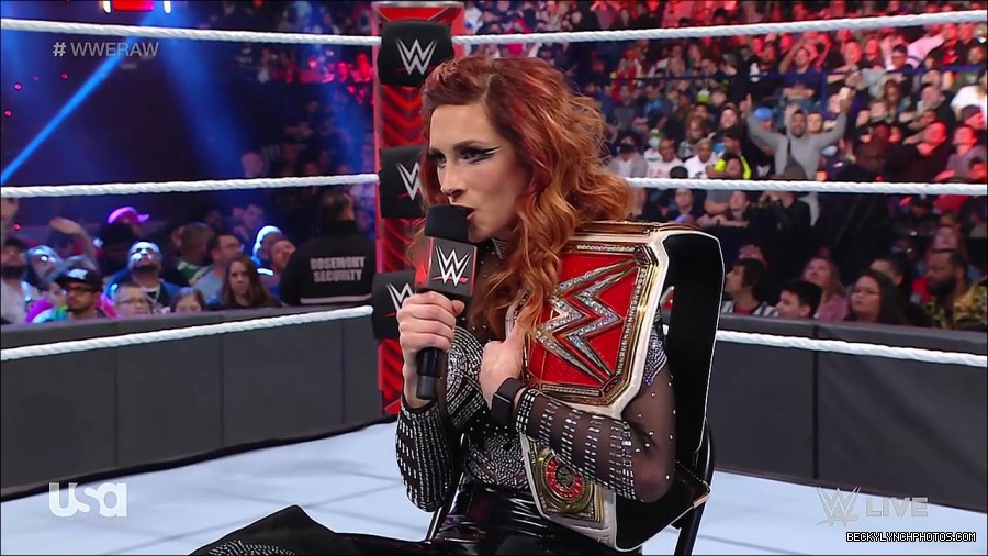 WWE_RAW_21st_March_2022_720p_WEBRip_h264-TJ_mp4_004067491.jpg