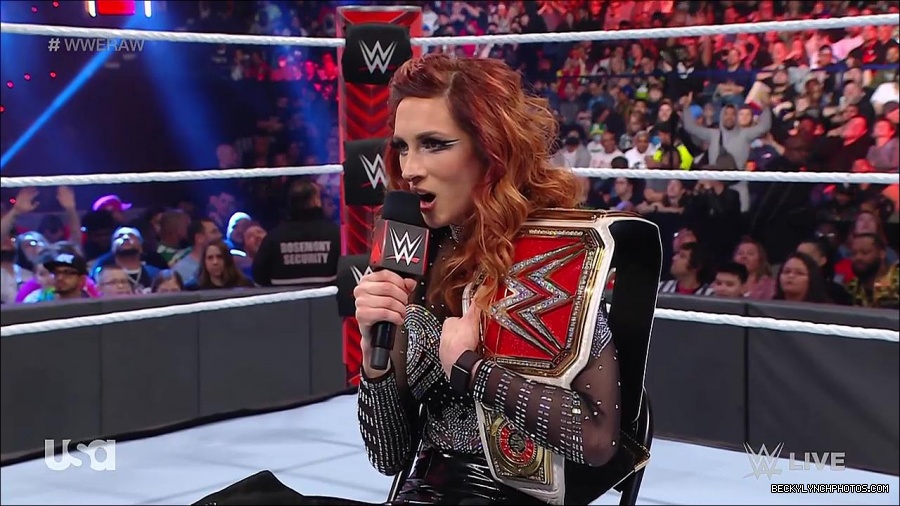 WWE_RAW_21st_March_2022_720p_WEBRip_h264-TJ_mp4_004067891.jpg