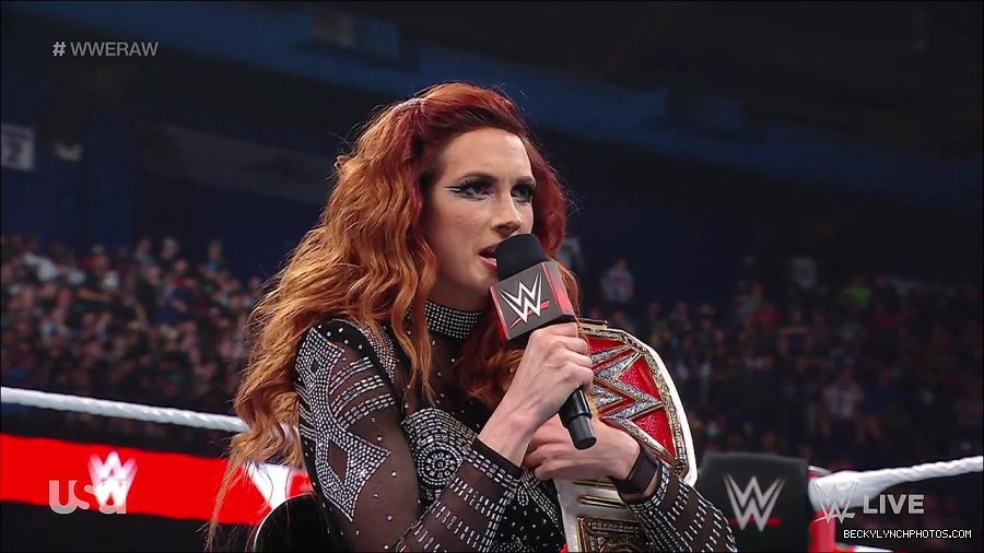 WWE_RAW_21st_March_2022_720p_WEBRip_h264-TJ_mp4_004069493.jpg