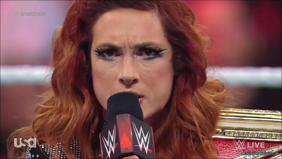 WWE_RAW_21st_March_2022_720p_WEBRip_h264-TJ_mp4_004079102.jpg