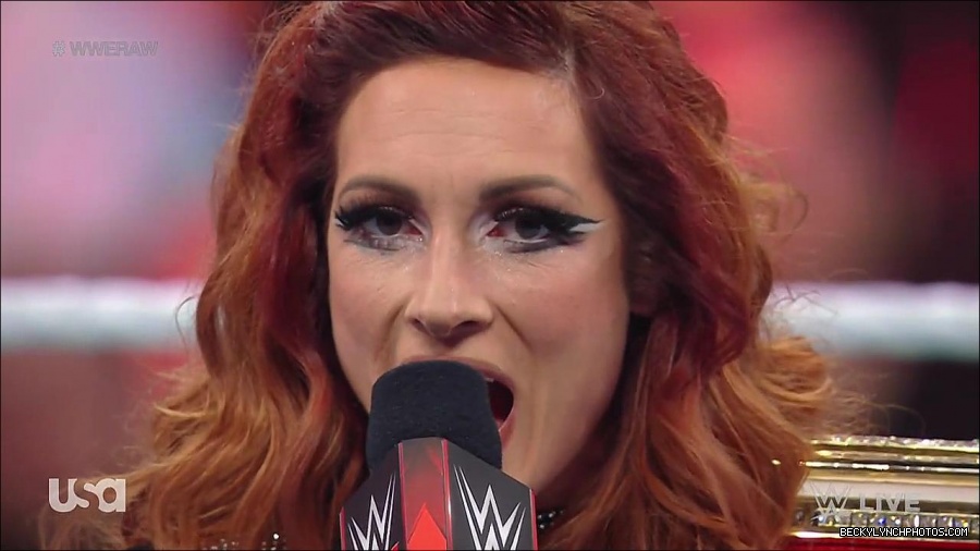 WWE_RAW_21st_March_2022_720p_WEBRip_h264-TJ_mp4_004081505.jpg