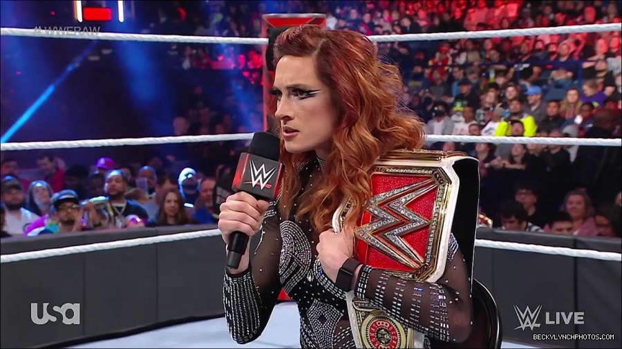 WWE_RAW_21st_March_2022_720p_WEBRip_h264-TJ_mp4_004091114.jpg