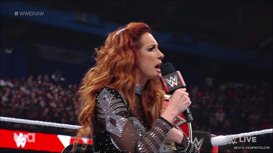 WWE_RAW_21st_March_2022_720p_WEBRip_h264-TJ_mp4_004099122.jpg
