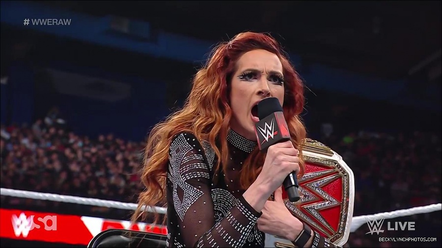 WWE_RAW_21st_March_2022_720p_WEBRip_h264-TJ_mp4_004100323.jpg