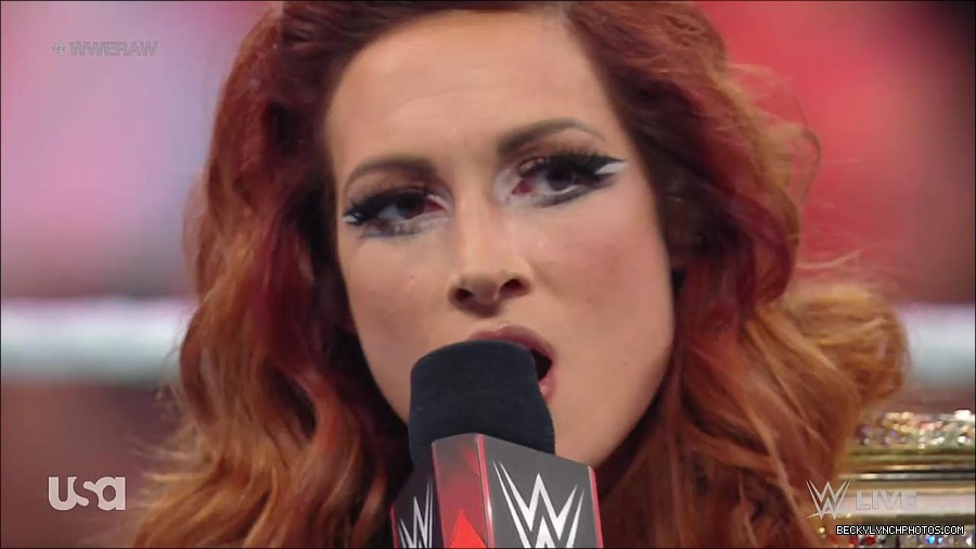 WWE_RAW_21st_March_2022_720p_WEBRip_h264-TJ_mp4_004109132.jpg