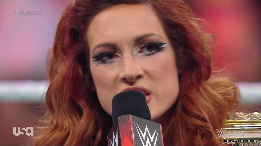 WWE_RAW_21st_March_2022_720p_WEBRip_h264-TJ_mp4_004109933.jpg