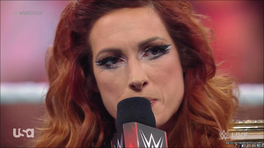 WWE_RAW_21st_March_2022_720p_WEBRip_h264-TJ_mp4_004112335.jpg