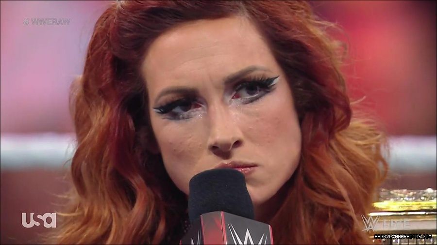 WWE_RAW_21st_March_2022_720p_WEBRip_h264-TJ_mp4_004113537.jpg