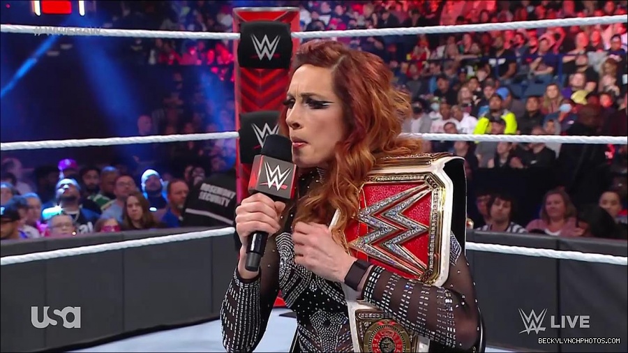 WWE_RAW_21st_March_2022_720p_WEBRip_h264-TJ_mp4_004115138.jpg