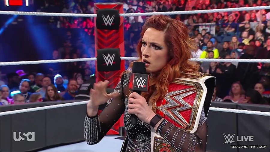 WWE_RAW_21st_March_2022_720p_WEBRip_h264-TJ_mp4_004115939.jpg