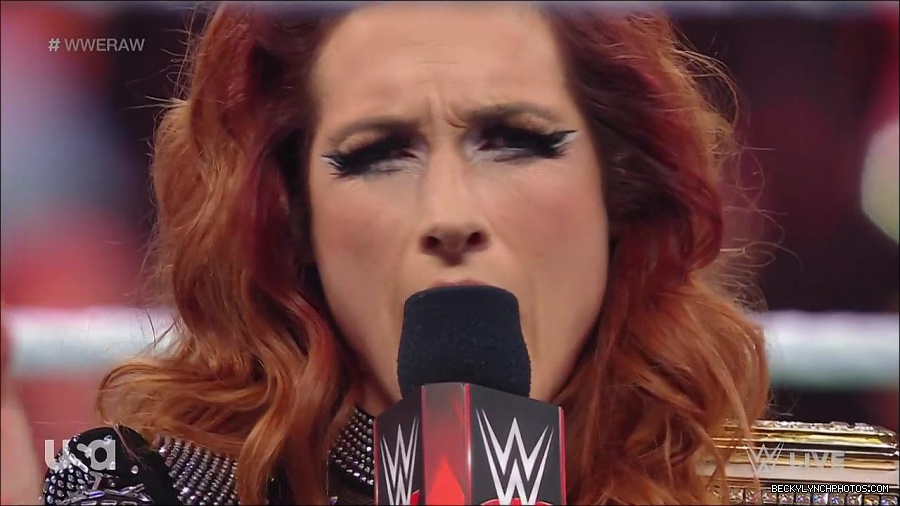 WWE_RAW_21st_March_2022_720p_WEBRip_h264-TJ_mp4_004119142.jpg
