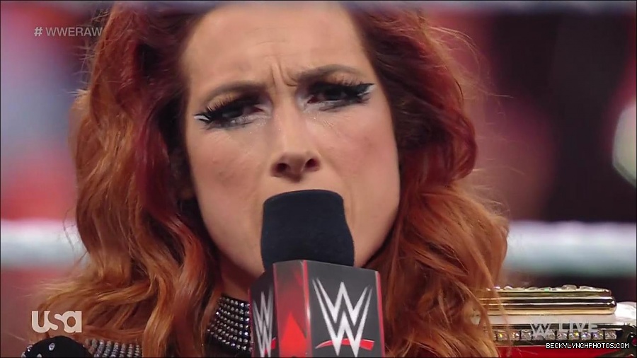 WWE_RAW_21st_March_2022_720p_WEBRip_h264-TJ_mp4_004120744.jpg