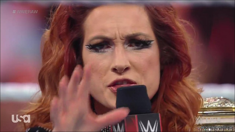 WWE_RAW_21st_March_2022_720p_WEBRip_h264-TJ_mp4_004130754.jpg