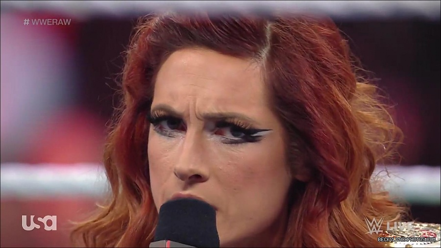 WWE_RAW_21st_March_2022_720p_WEBRip_h264-TJ_mp4_004132756.jpg