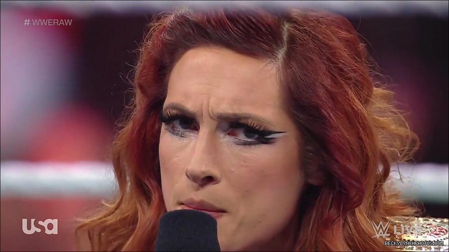 WWE_RAW_21st_March_2022_720p_WEBRip_h264-TJ_mp4_004133156.jpg