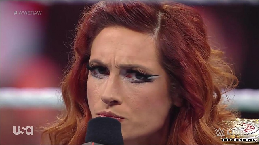 WWE_RAW_21st_March_2022_720p_WEBRip_h264-TJ_mp4_004133957.jpg