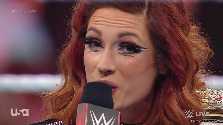 WWE_RAW_21st_March_2022_720p_WEBRip_h264-TJ_mp4_004136760.jpg
