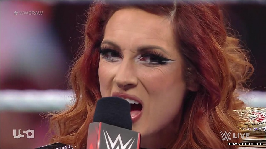 WWE_RAW_21st_March_2022_720p_WEBRip_h264-TJ_mp4_004137160.jpg