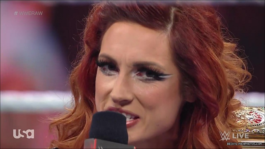 WWE_RAW_21st_March_2022_720p_WEBRip_h264-TJ_mp4_004138361.jpg