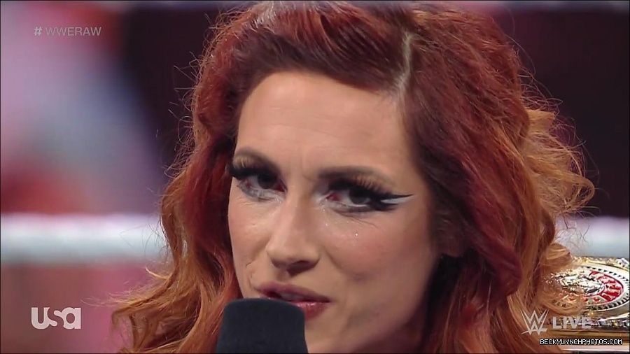 WWE_RAW_21st_March_2022_720p_WEBRip_h264-TJ_mp4_004138762.jpg