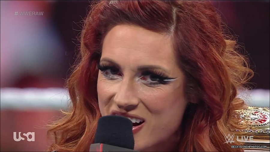 WWE_RAW_21st_March_2022_720p_WEBRip_h264-TJ_mp4_004139963.jpg