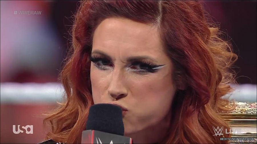 WWE_RAW_21st_March_2022_720p_WEBRip_h264-TJ_mp4_004140764.jpg